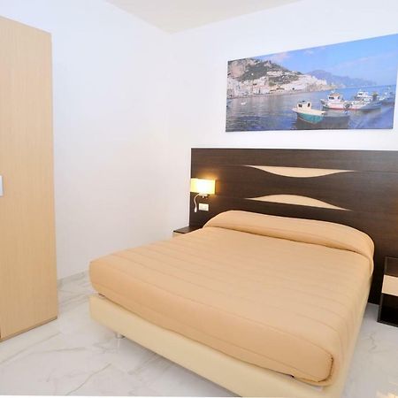 Dipino Accommodation 马奥莱 外观 照片