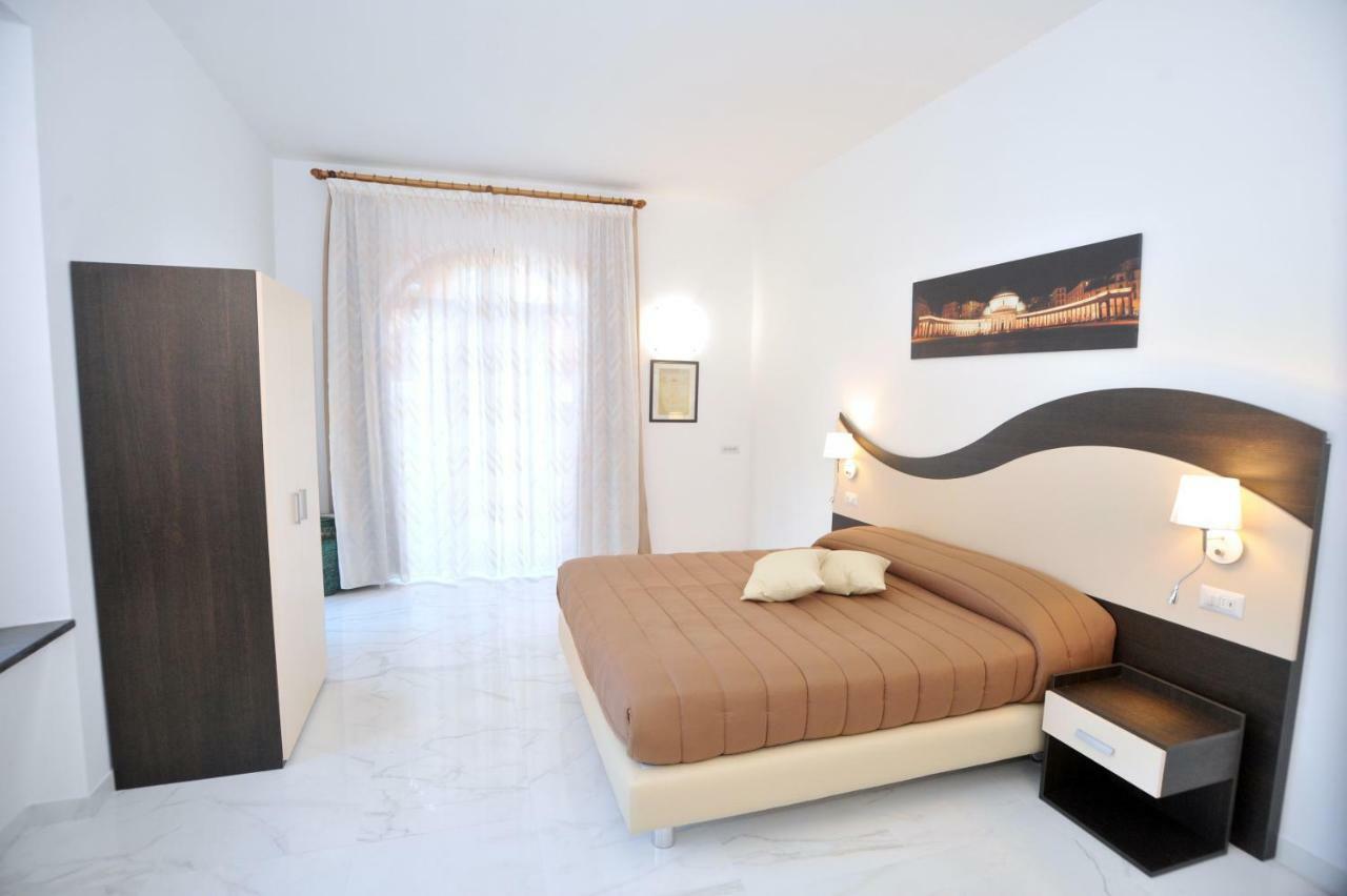 Dipino Accommodation 马奥莱 外观 照片