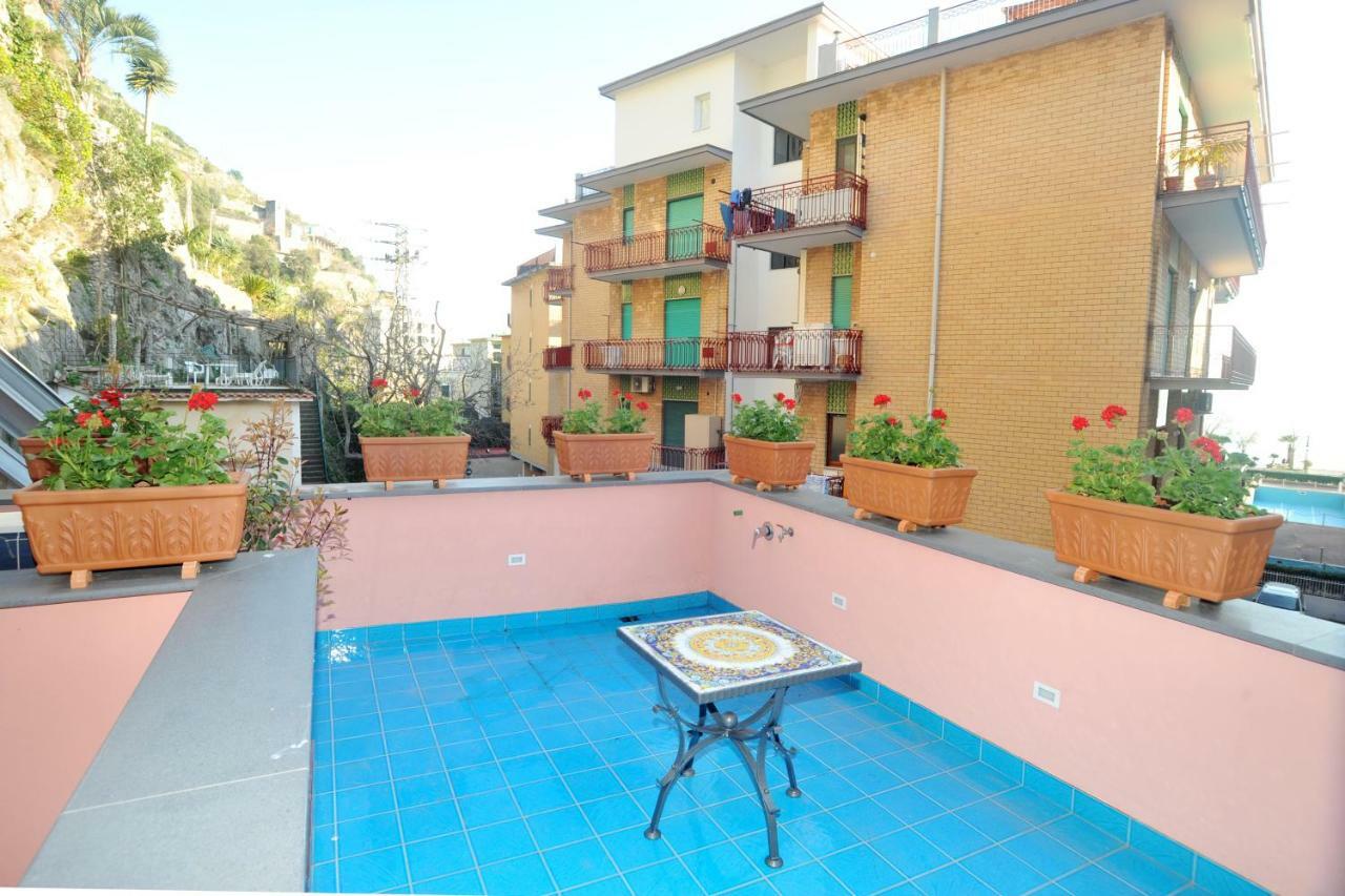 Dipino Accommodation 马奥莱 外观 照片