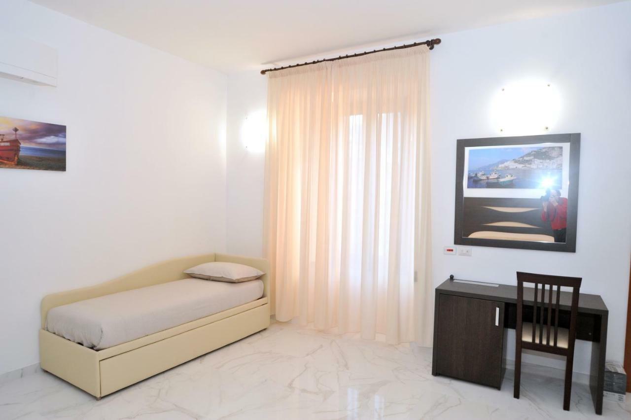 Dipino Accommodation 马奥莱 外观 照片