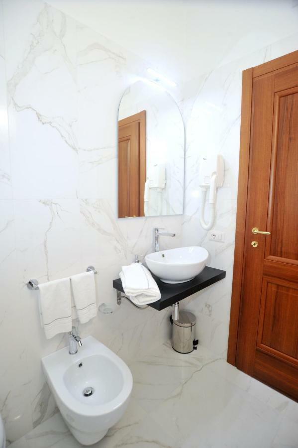 Dipino Accommodation 马奥莱 外观 照片
